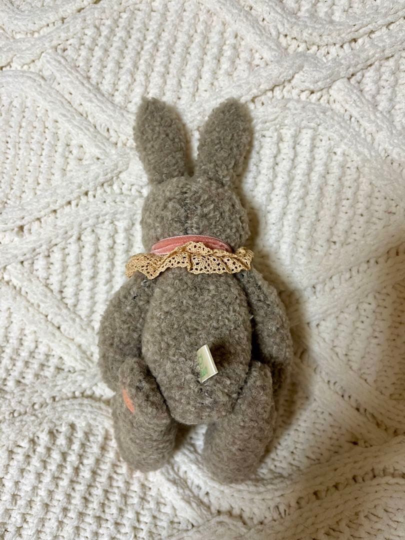 マニー　うさぎのぬいぐるみ