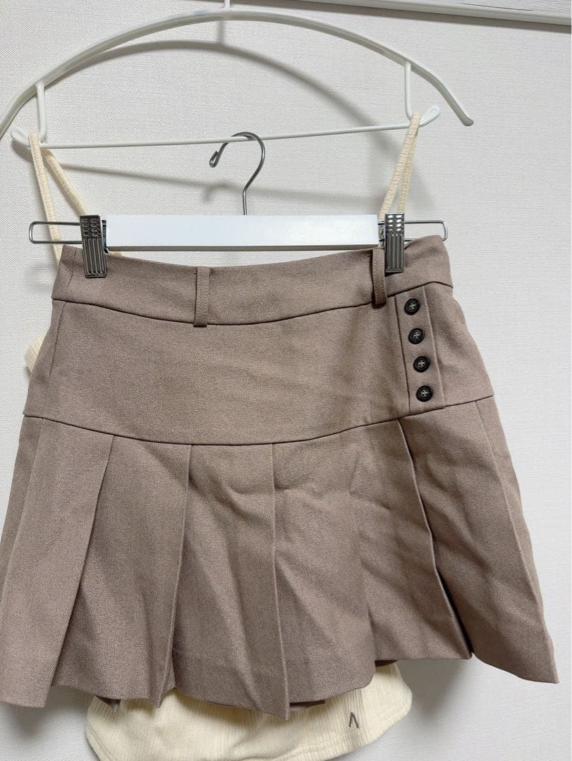 トップス andmary Heidi belt pleats set up ivory