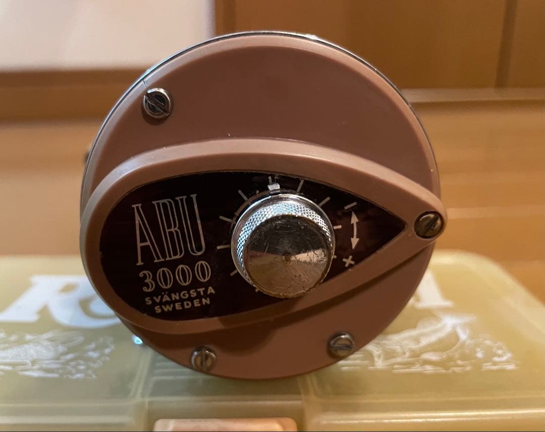 ABU 3000 ベイトリール スウェーデン製　美品