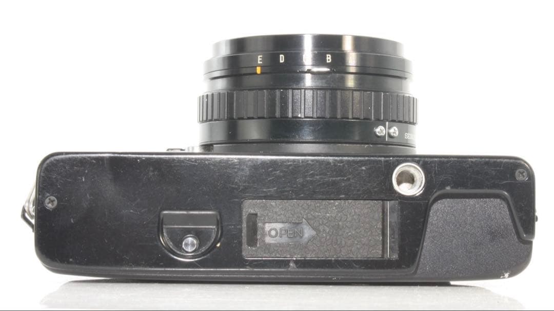 整備品　Minolta Hi-Matic E blackレンジファインダーカメラ