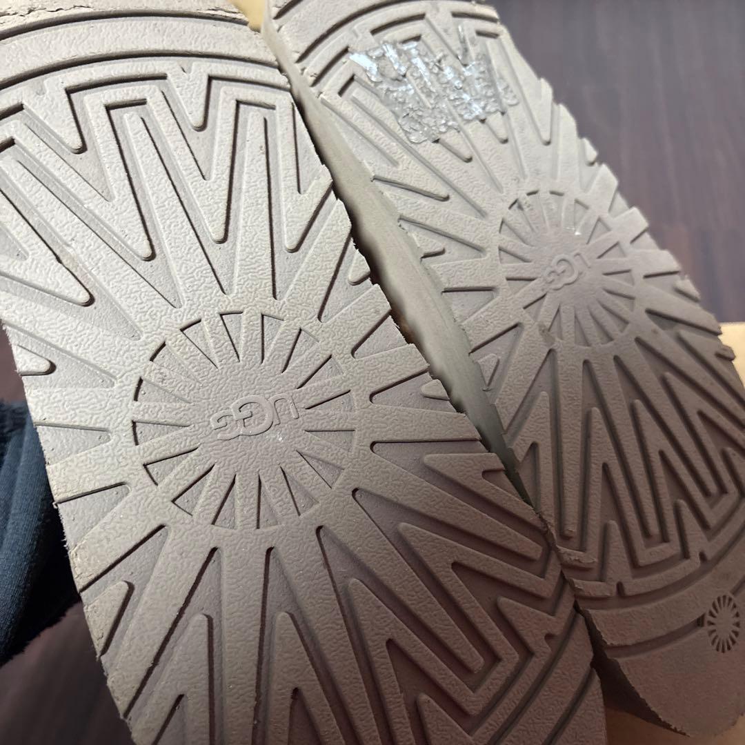 UGG ベージュ スリッポン