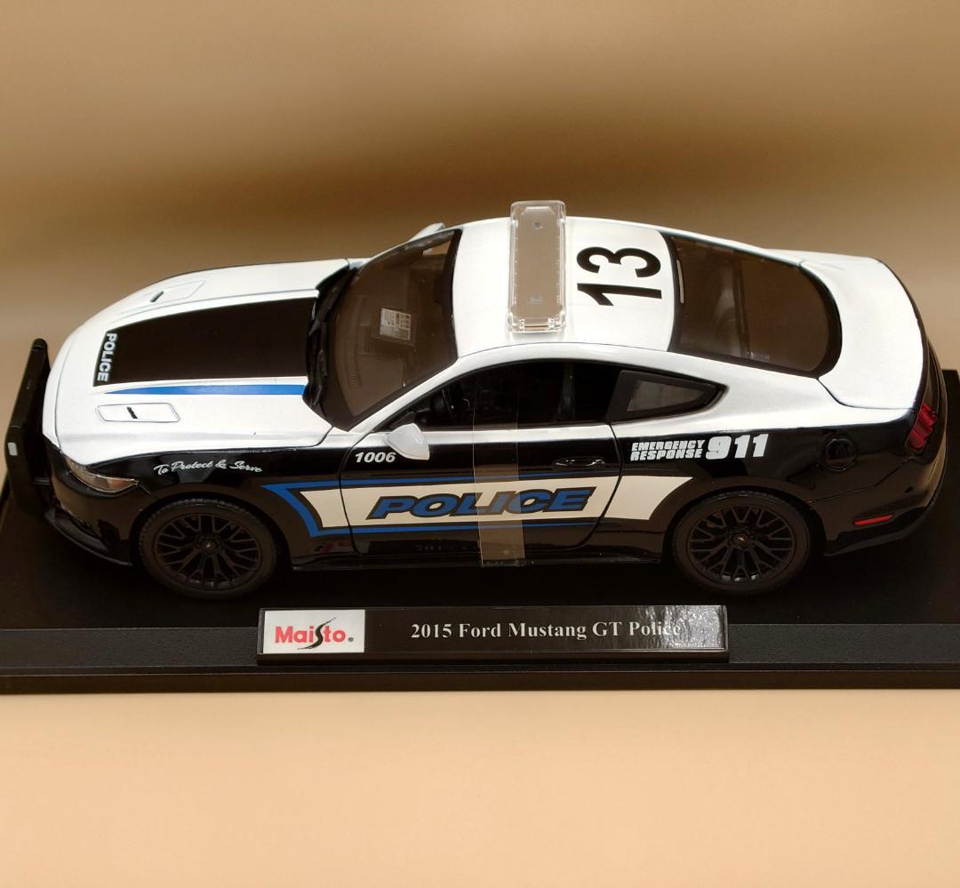 1/18 フォードマスタングGT ポリス仕様 Mustang GT Police