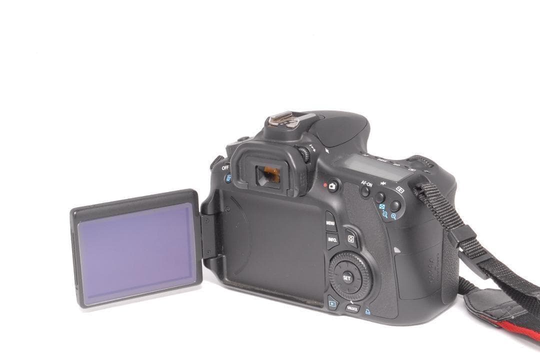 ショット数少ない美品⭐️ハイアマチュアモデル⭐️Canon EOS 60D