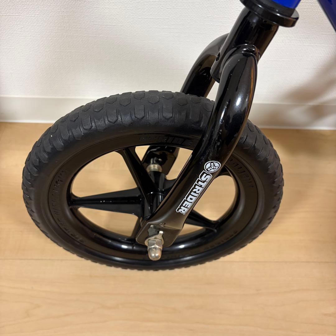 ストライダースポーツモデル　ブルー