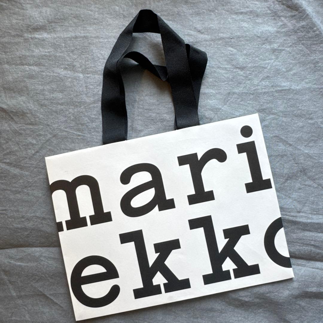 未使用品⭐️Marimekko Fiore Unikko　ストール（スカーフ）