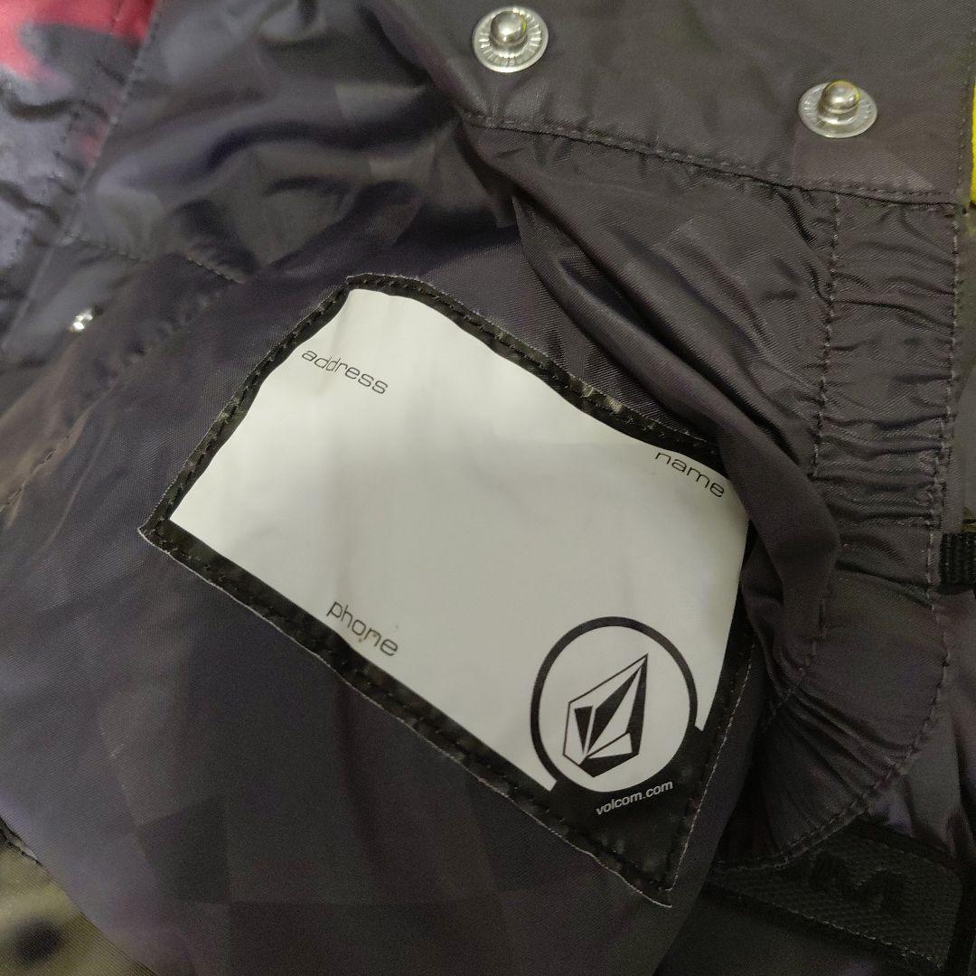 VOLCOM フード付きスノーボードウェア