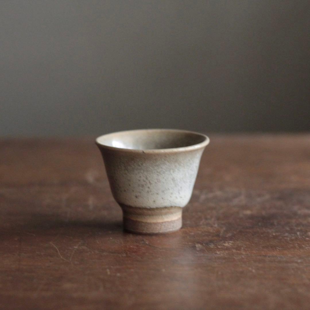藁灰釉 盃 煎茶碗 古道具 アンティーク 酒器 ぐい呑み