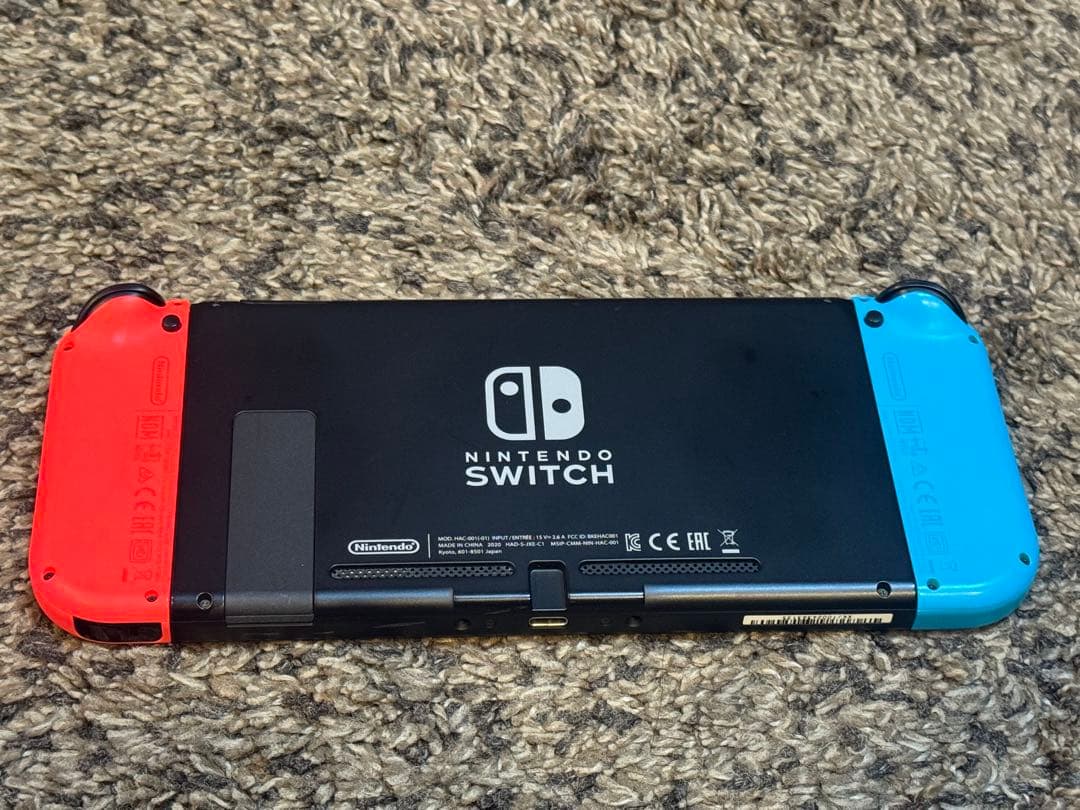 Nintendo Switch 本体+Joy-Con付　動作確認済