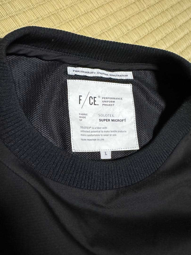 F/CE ナイロンプルオーバー　黒