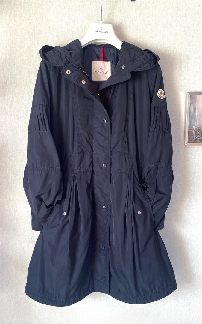 秋物続々入荷♪MONCLER モンクレール TARAWAナイロンコートサイズL