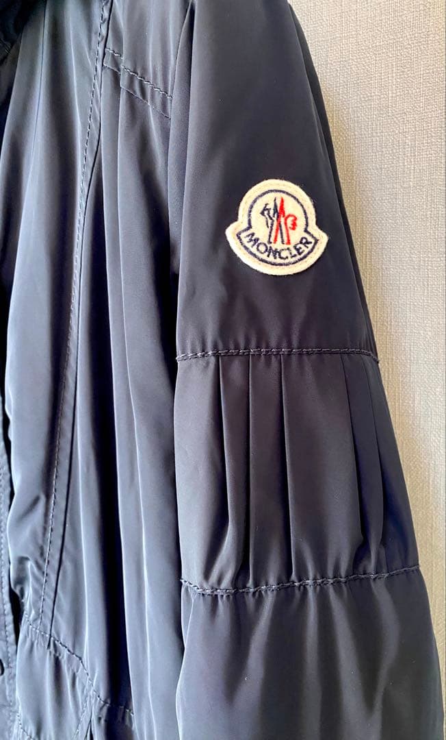 秋物続々入荷♪MONCLER モンクレール TARAWAナイロンコートサイズL