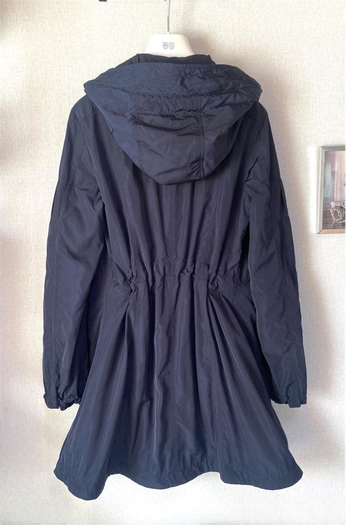 秋物続々入荷♪MONCLER モンクレール TARAWAナイロンコートサイズL