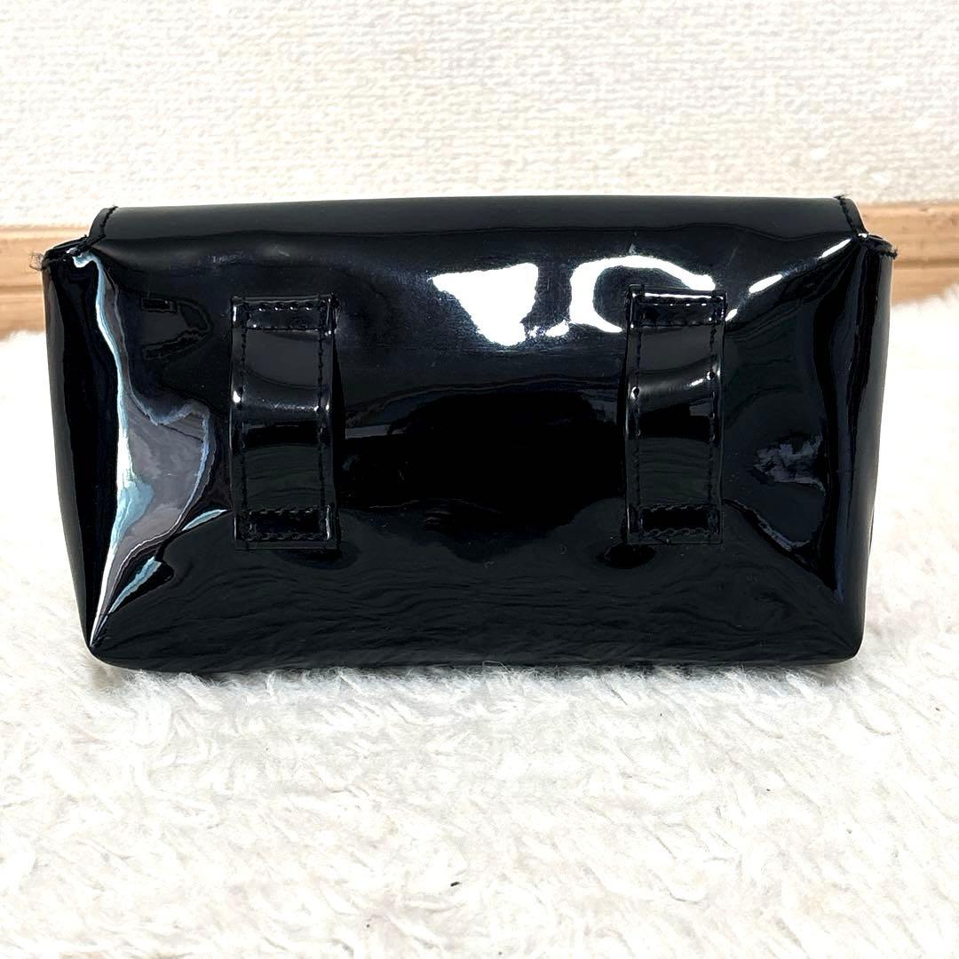 CHANEL シャネル　ウエストポーチ　エナメル　ノベルティ　ボディバッグ