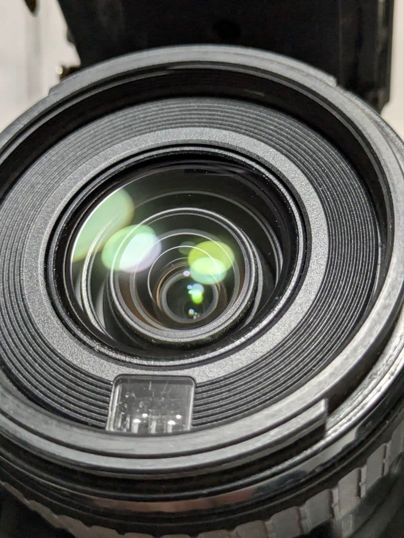 ② Canon　XF105