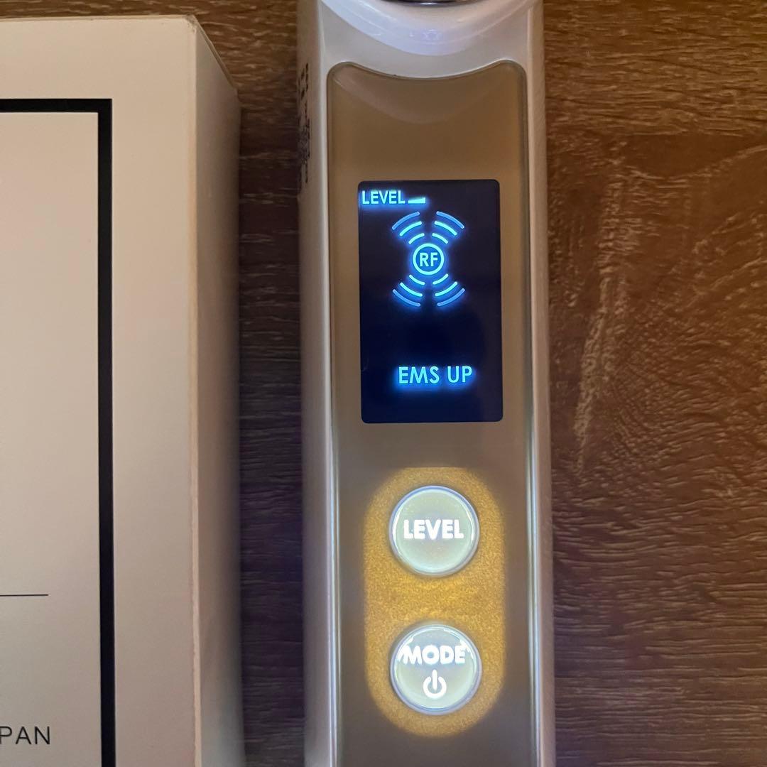 YAMAN 美顔器&専用ブースターパッド12枚