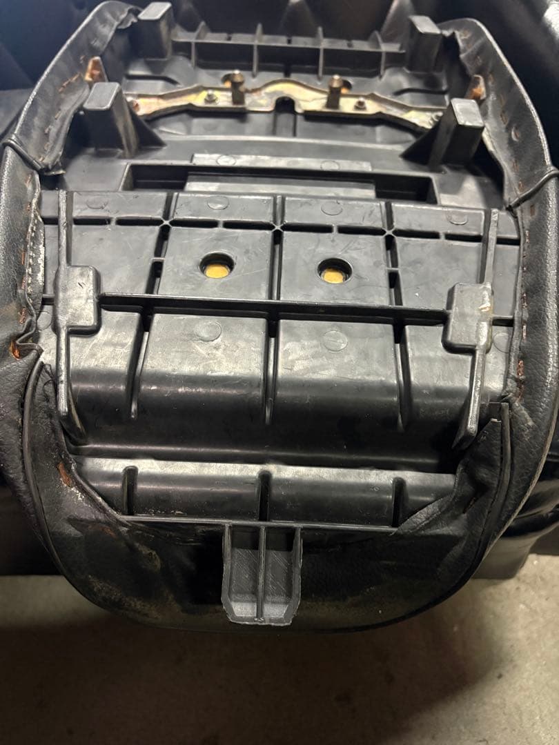 zrx400 純正 シート