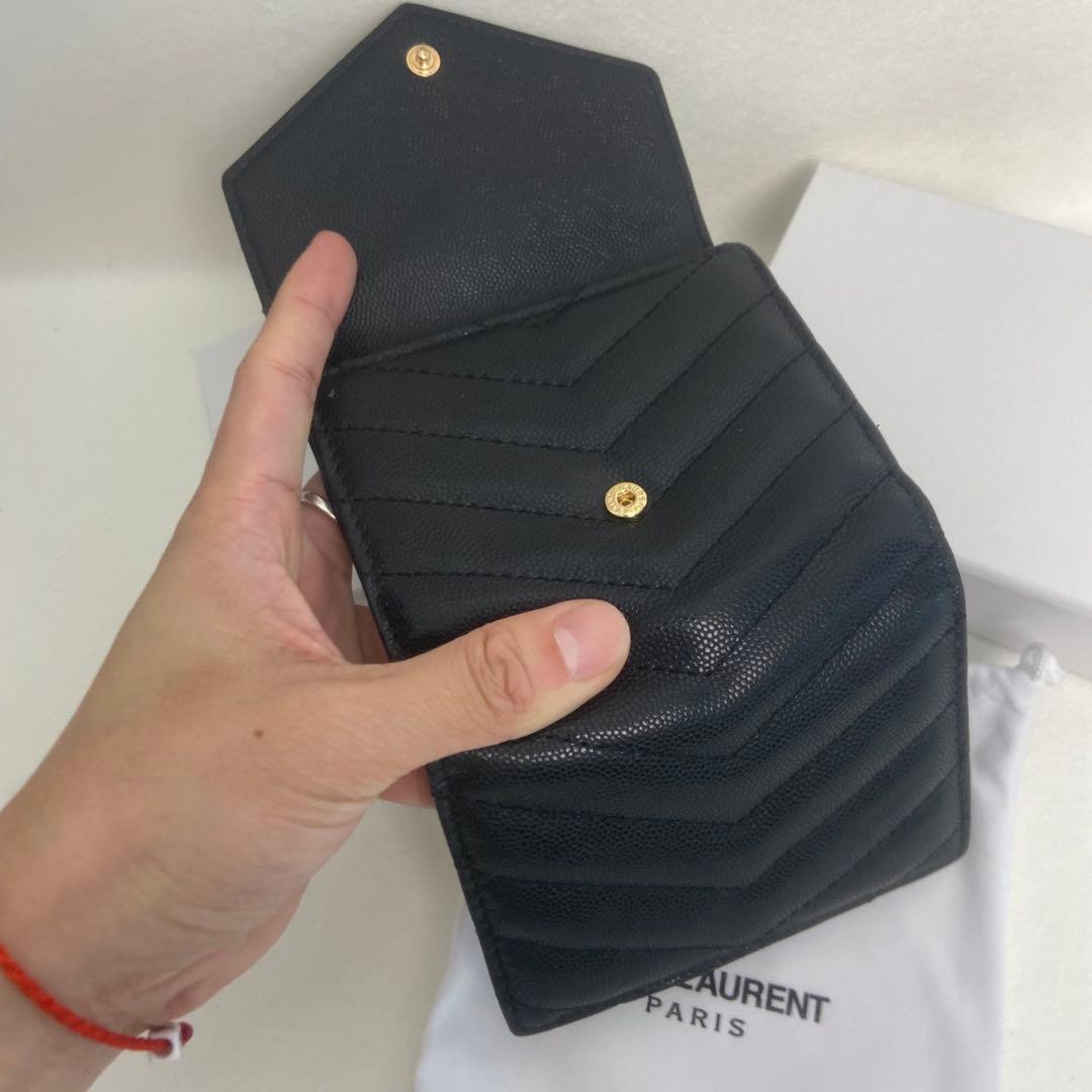 SAINT LAURENT キルティング 三つ折り財布 レザー 中古品