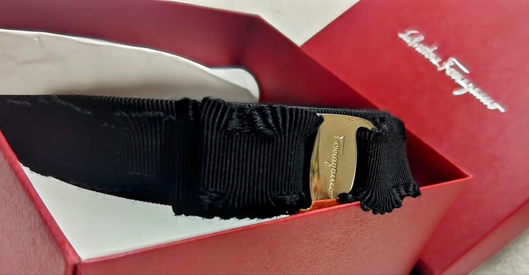 Salvatore Ferragamo リボンカチューシャ黒
