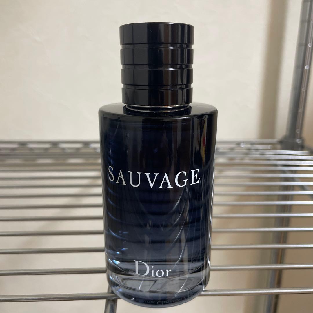 Dior ソヴァージュ オードゥ トワレ100mL
