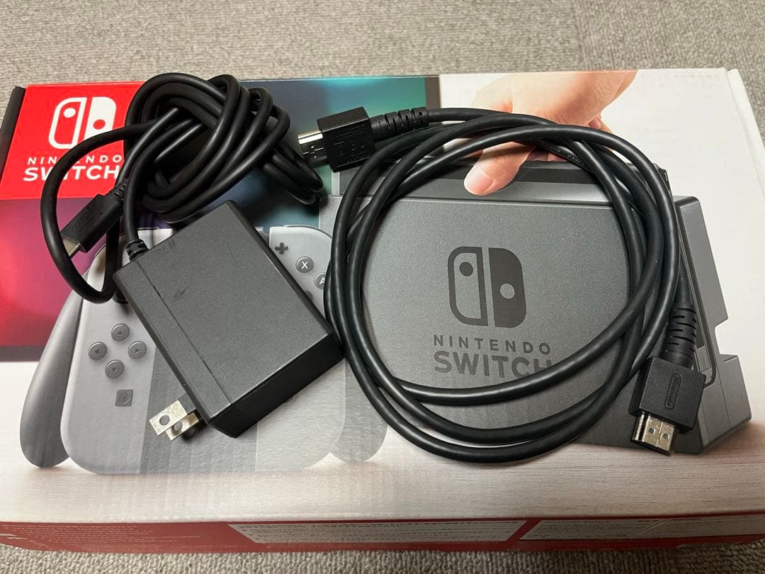 あ*様 【箱有】Nintendo Switch 旧型 本体 グレー プロコン付
