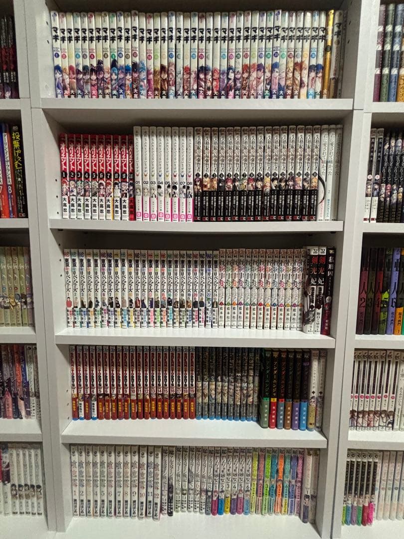 漫画、ラノベ、小説全巻+本棚セット