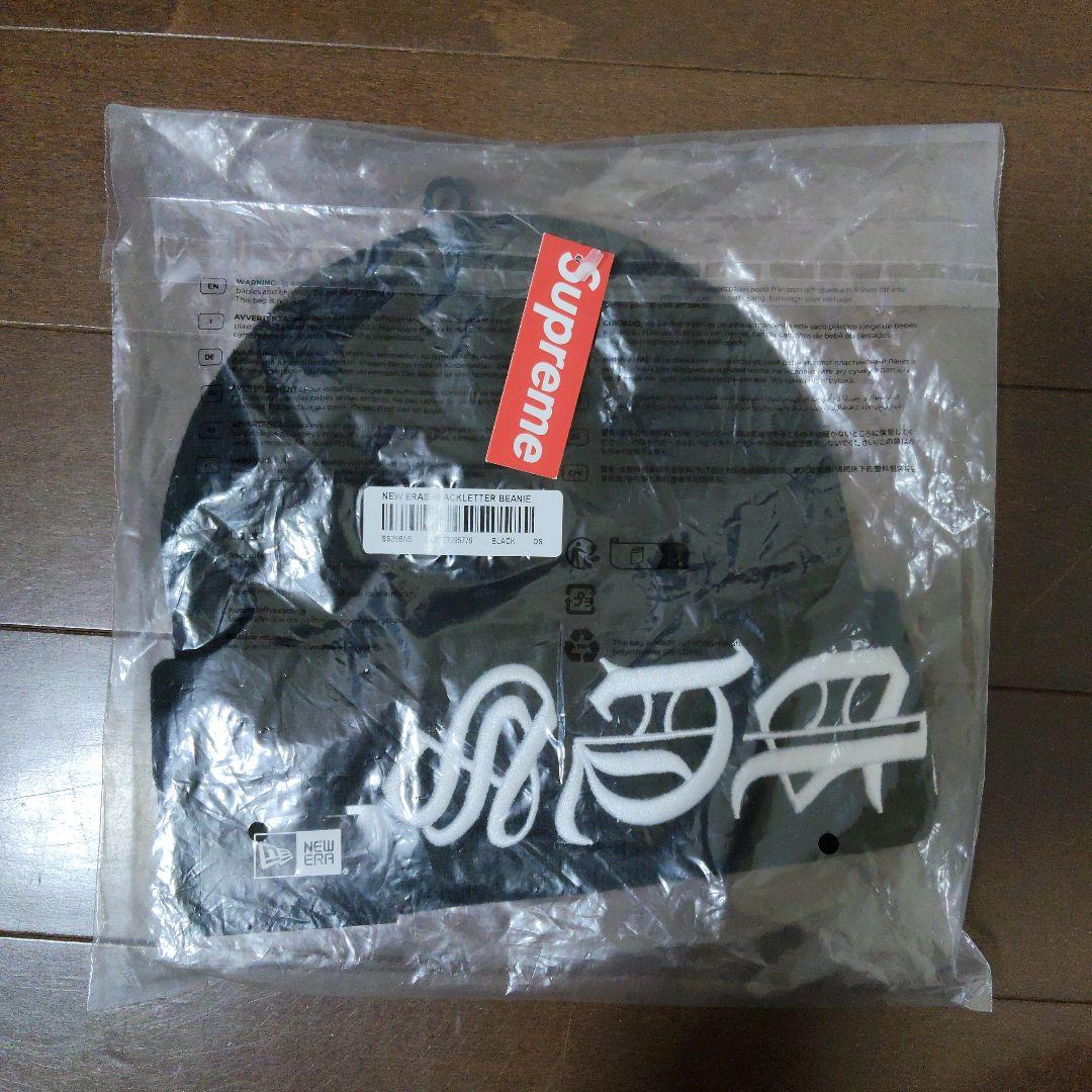 supreme 25ss New Era® Blackletter Beanie
