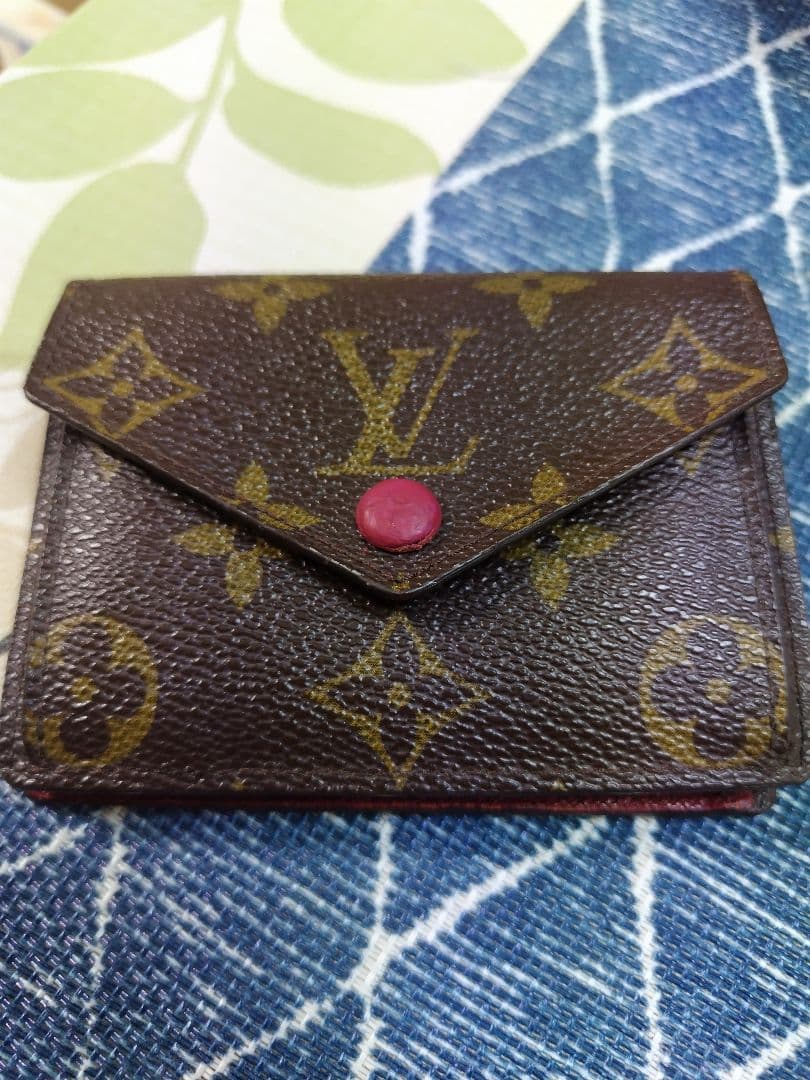 ★LOUISVUITTON　財布　正規品　訳あり★