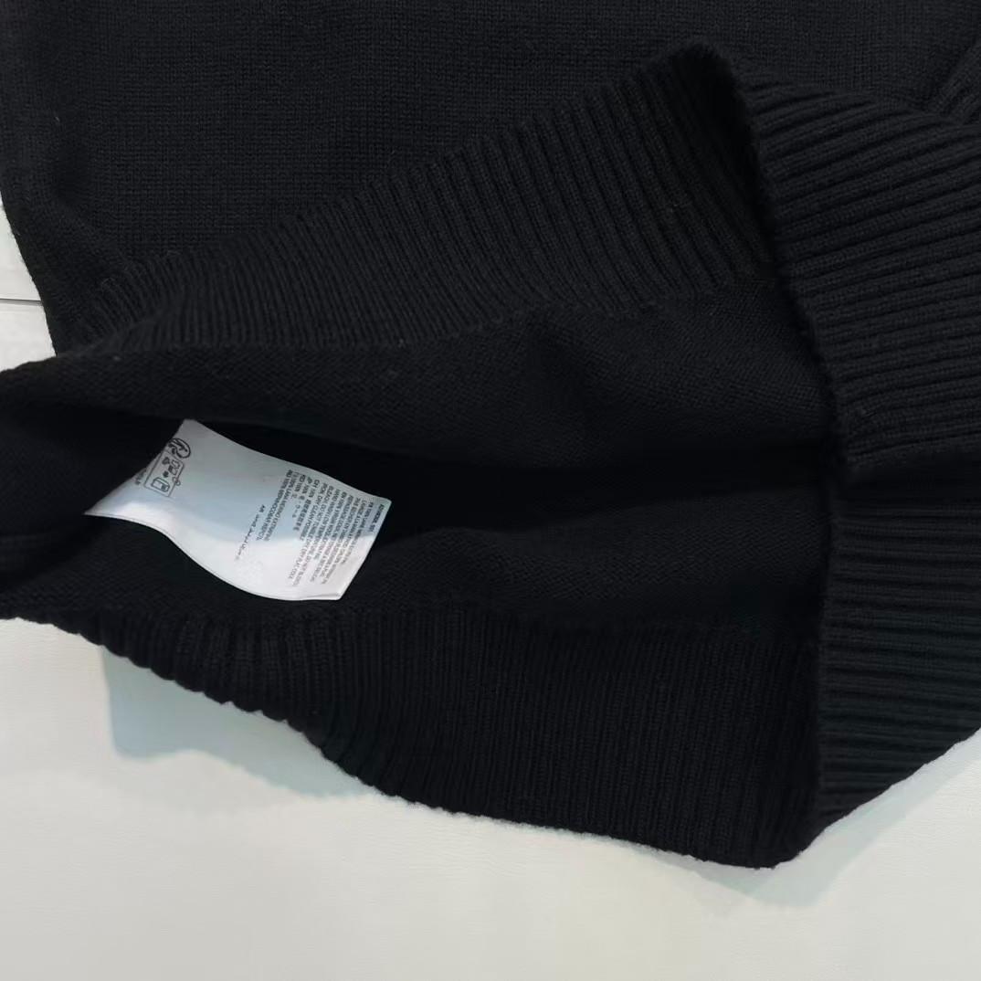 AMI Paris ブラック 長袖ニット セーター タグ付き 1 度着用 M