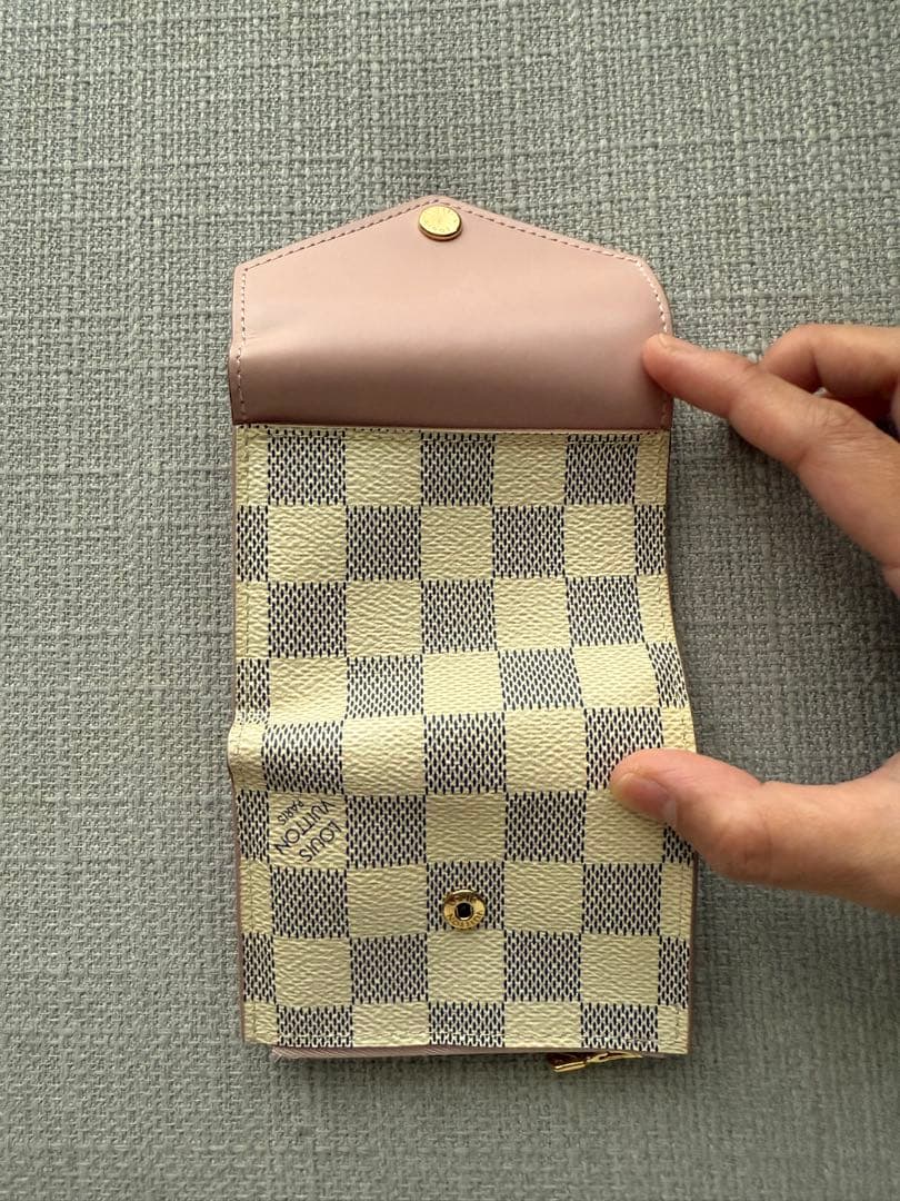 ルイヴィトン　Louis vuitton ダミエアズールキャンバス　財布