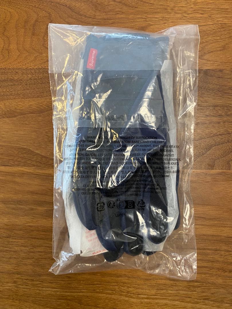 【新品未使用】Supreme WINDSTOPPER Zip Gloves