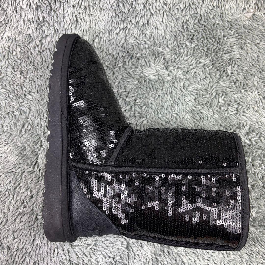 未使用級✨アグ UGG クラシックショートブーツ ミラボール スパンコール