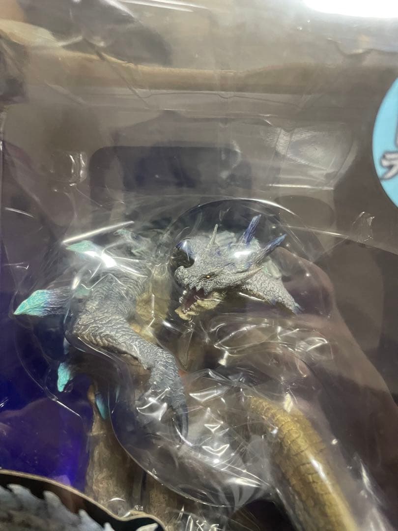 ラギアクルス亜種 新品未開封 CFB クリエイターズモデル モンスターハンター