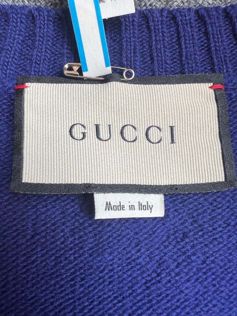 マロンとさのすけ様　　GUCCI カーディガン