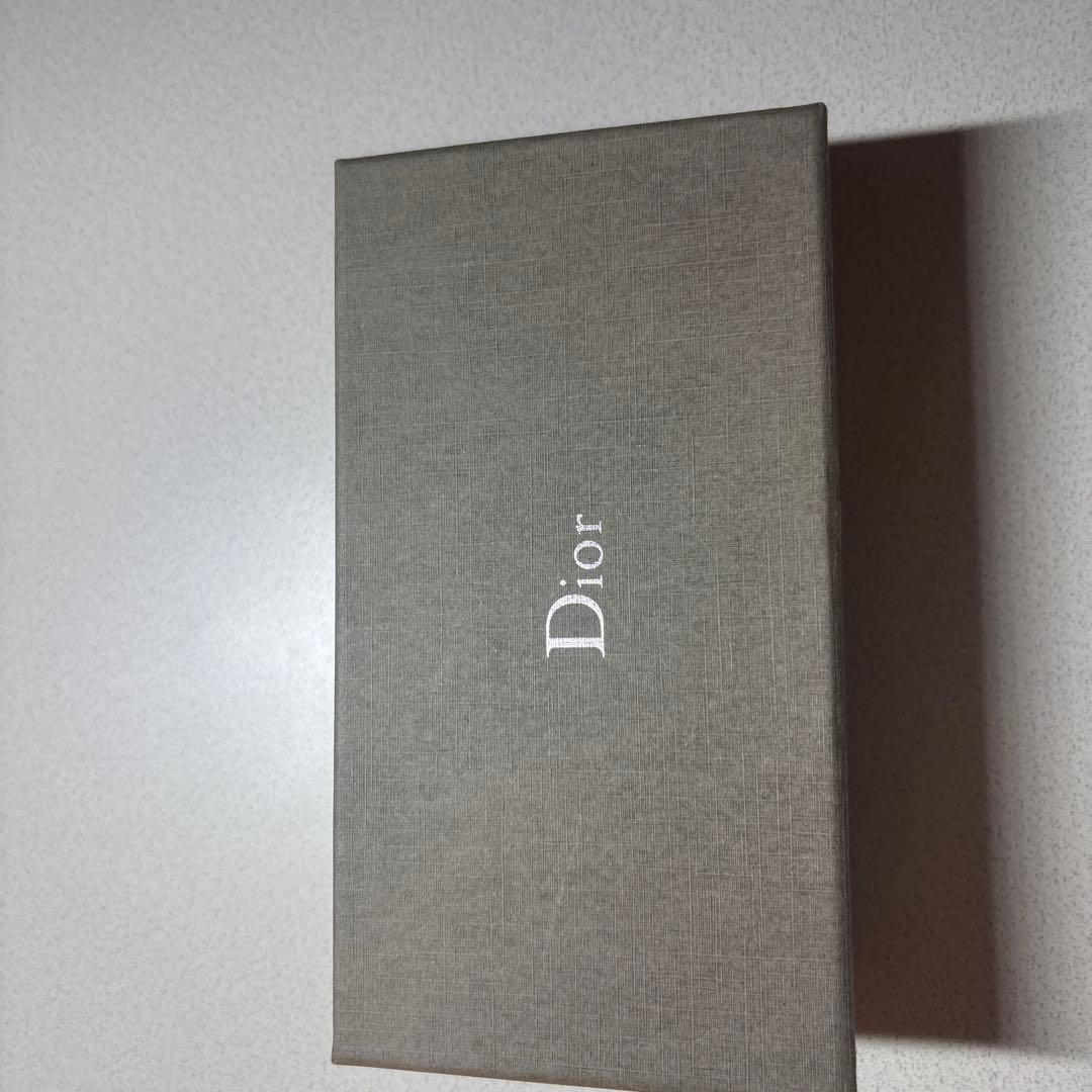 Dior オーバーサイズブラウンサングラス