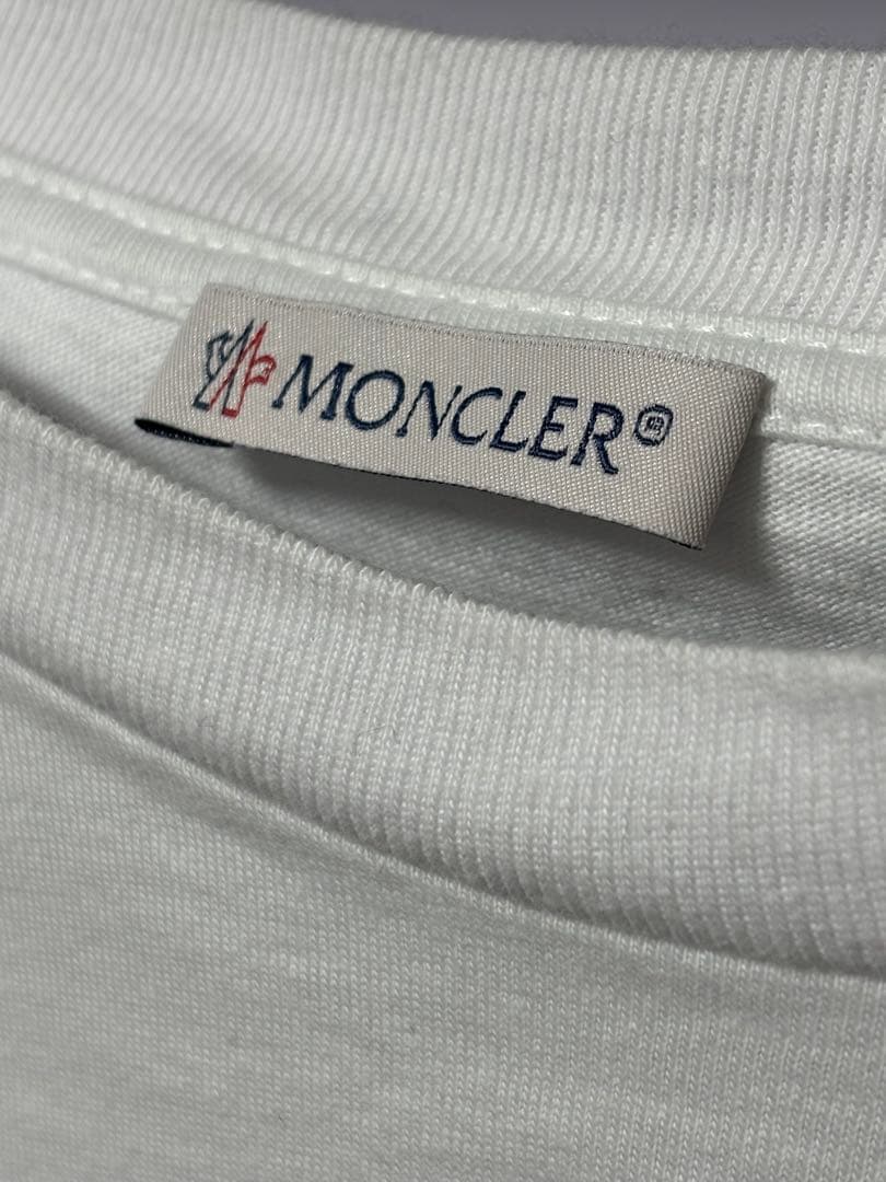 【美品】モンクレール　ロゴTシャツ ※タグ無し