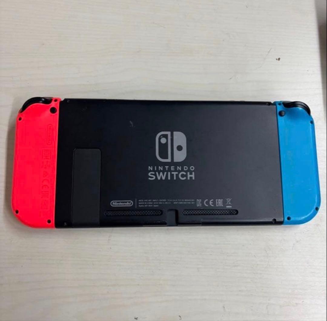 ゆさんNintendo Switch 青/赤 本体