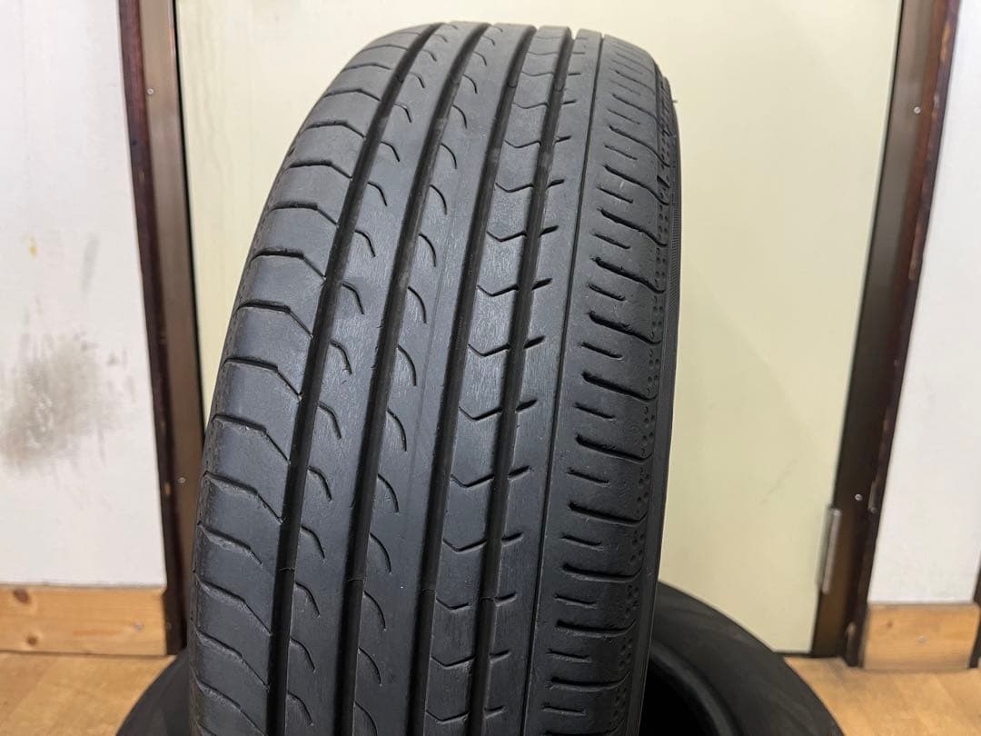 期2024年製 ヨコハマ 中古夏タイヤ 185/60R15 4本セット アクア等