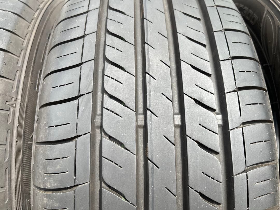 ②ダンロップ 215/60R16 2025年製 2本分