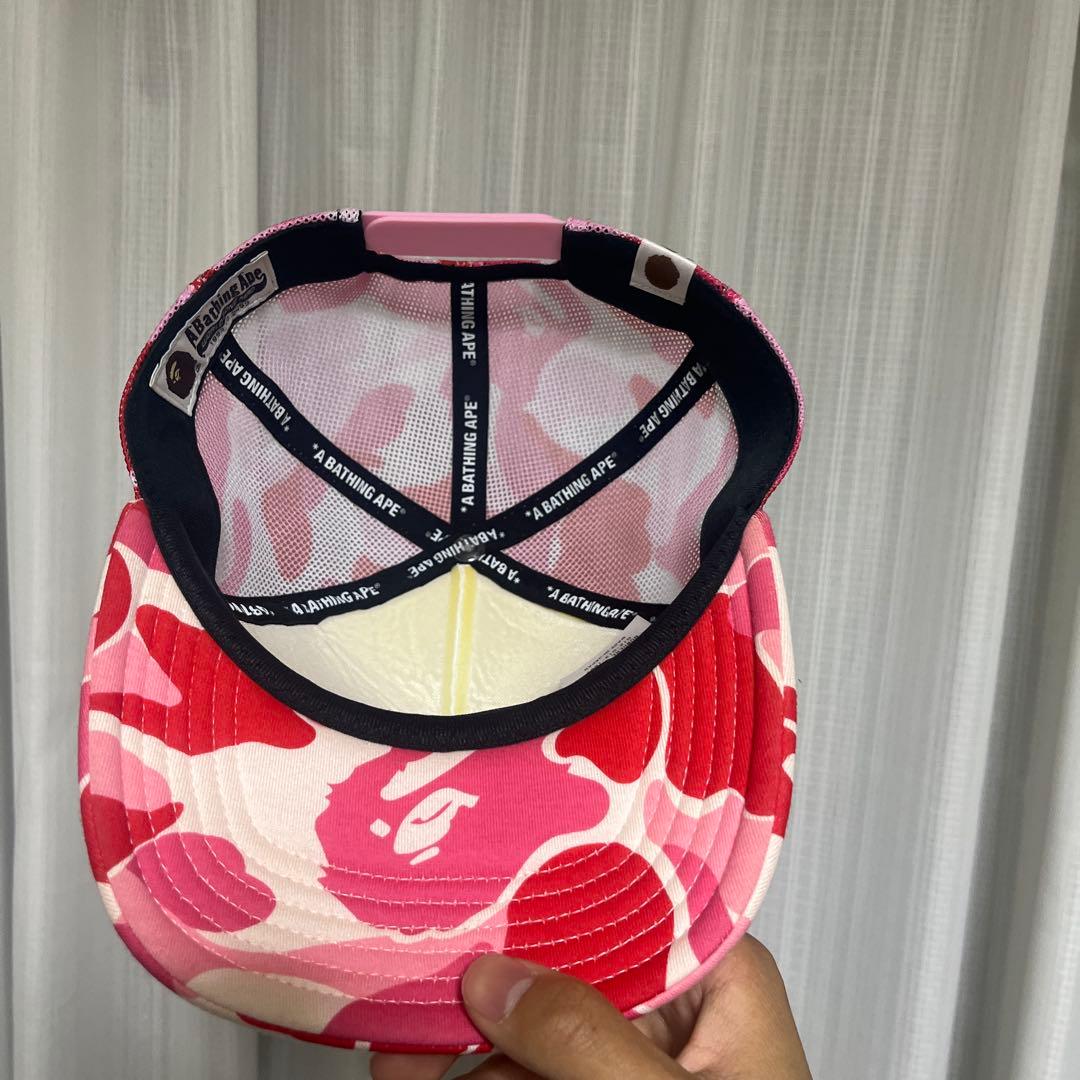 BAPE 迷彩柄キャップ ピンク/ホワイト
