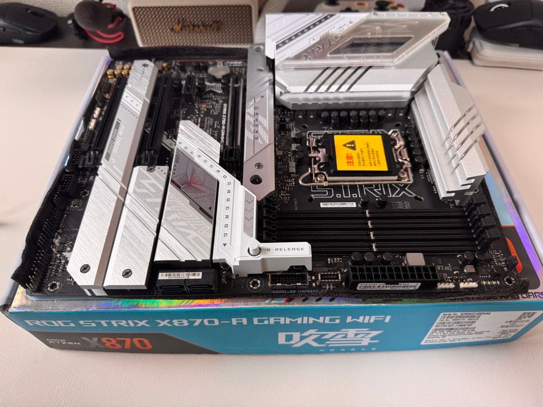 ROG STRIX Z790-A GAMING WIFI D5吹雪