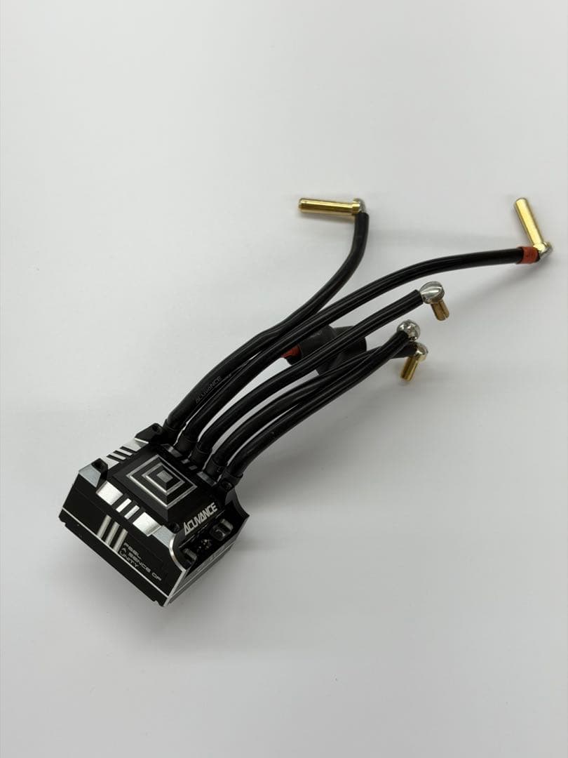ACUVANCE RAD とハイテックブラシレスモーター2個セット