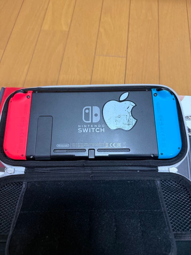 Nintendo Switch 初期型青/赤 本体 キャリングケース付き