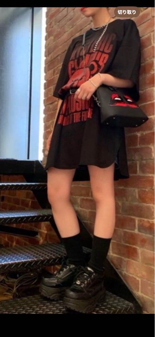 ヒステリックグラマーファックベアヒスベアラメオーバーサイズTシャツ