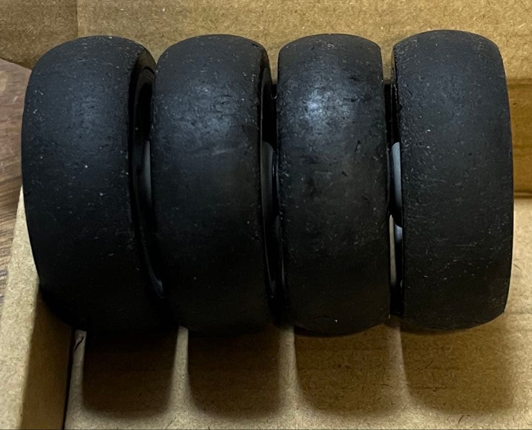 【中古】サムソナイト キャリーケース オリジナル車輪のみ×4つ