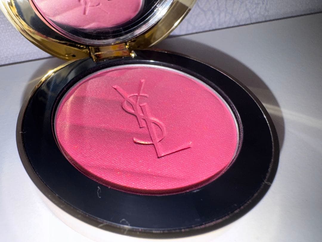 ♡ほぼ新品♡YSL イヴ・サンローラン　メイクミーブラッシュパウダー　93