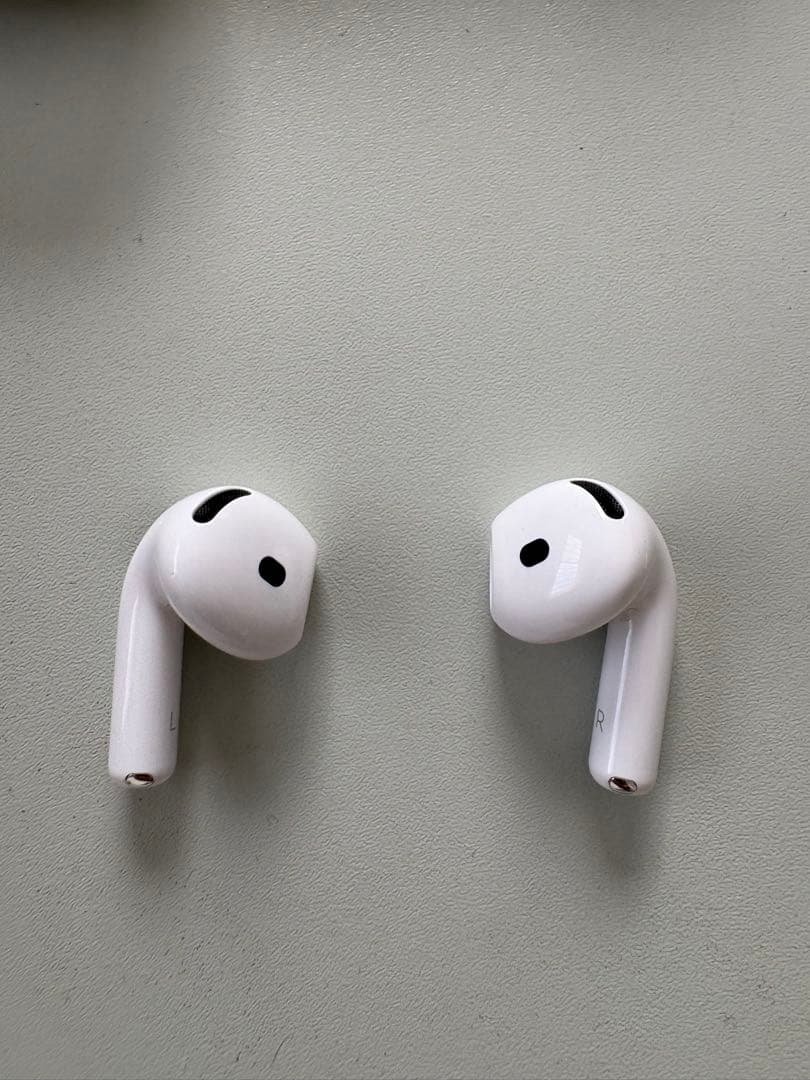 AirPods4 アクティブノイズキャンセリング機能搭載