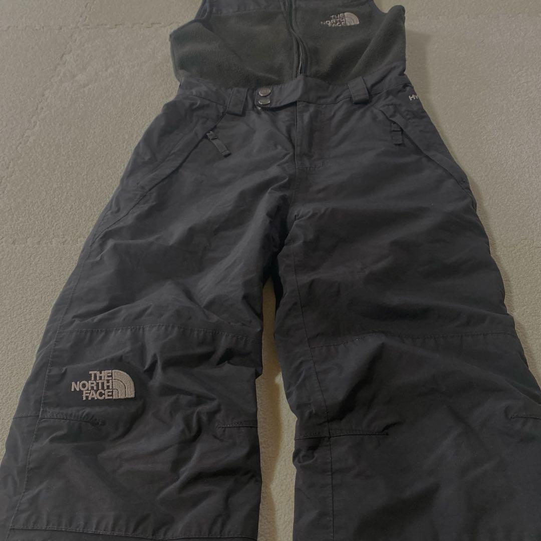 ノースフェイス＊キッズ150ビブ サロペットタイプのスノーパンツ 色 黒