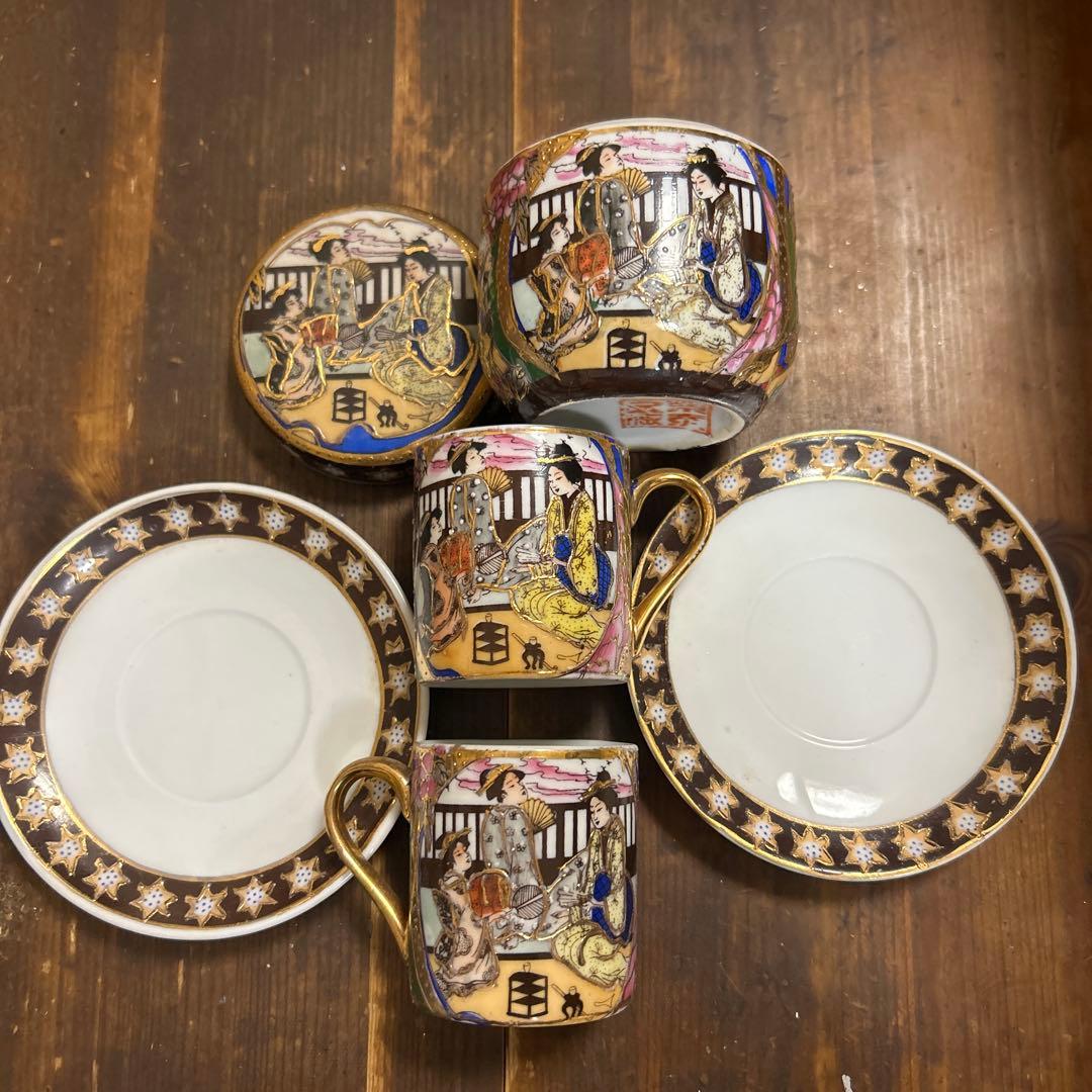 日本画　ゲイシャ　金彩　骨董品　カップ＆ソーサー　蓋付容器　海外輸出　九谷　薩摩
