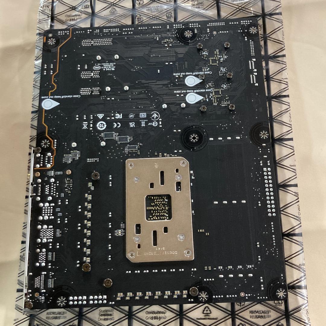 元*ー様 「極美品」MSI X670E GAMING PLUS WIFI マザー