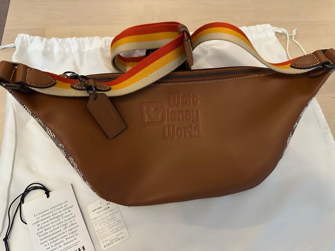 未使用　COACH ディズニー ボディバッグ シグネチャー WDW 50周年